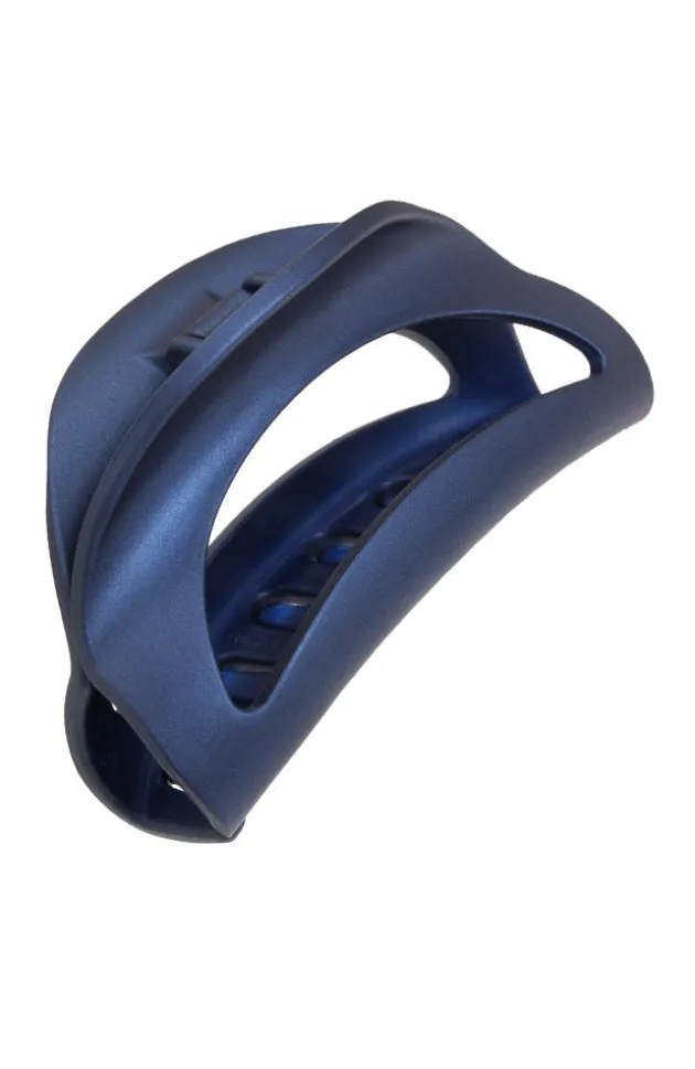 Belle Large Cutout Curve Claw Clip