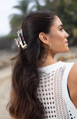 Large Cutout Rectangle Claw Clip - Classic