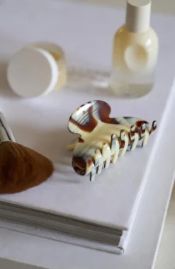 Medium Couture Claw Clip - French Classic