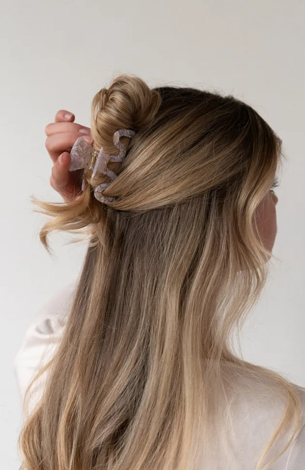 Wavy Claw Clip
